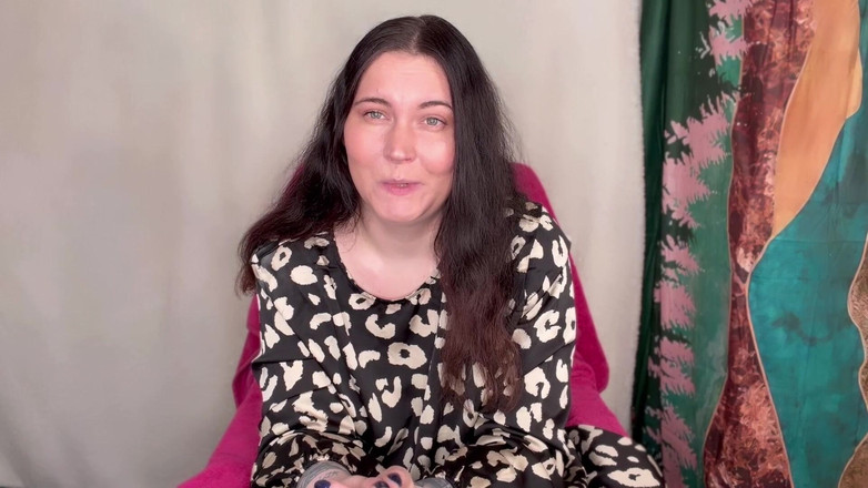 MissFFW: ミス・フッフルが新しい香水の箱を開ける