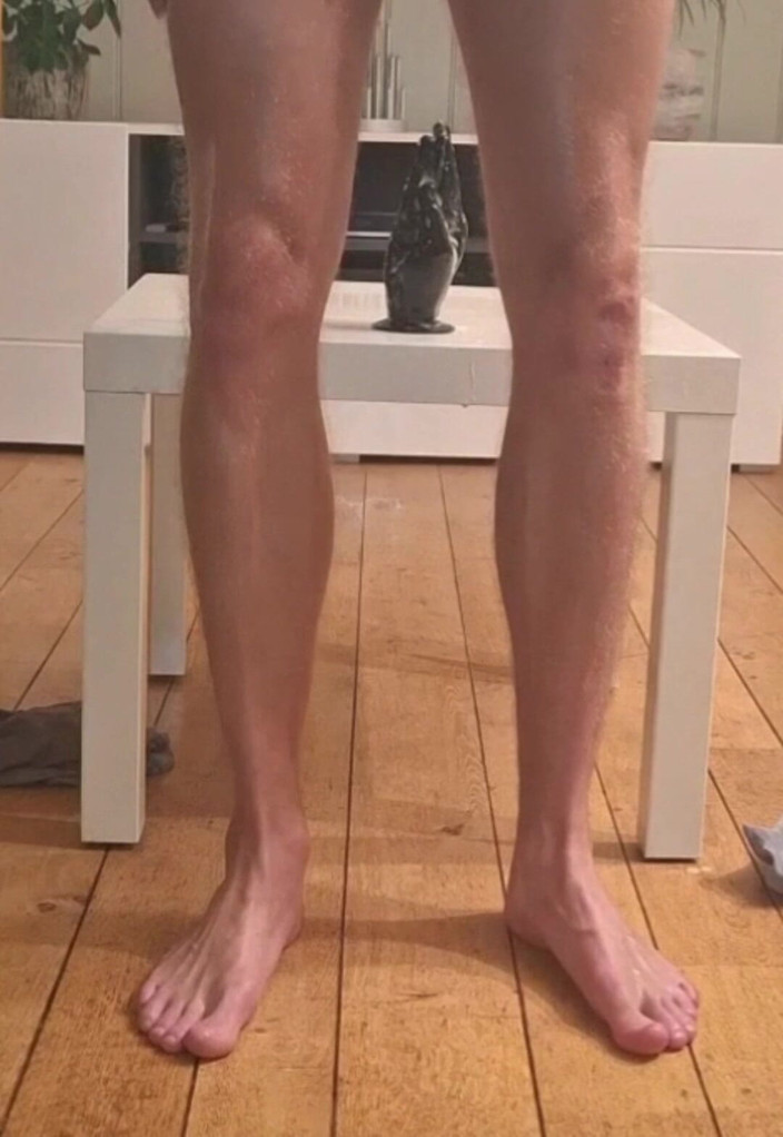 NoFace Twink X: Горячий гей-твинк обожает огромный кулак в его заднице и скачет на нем