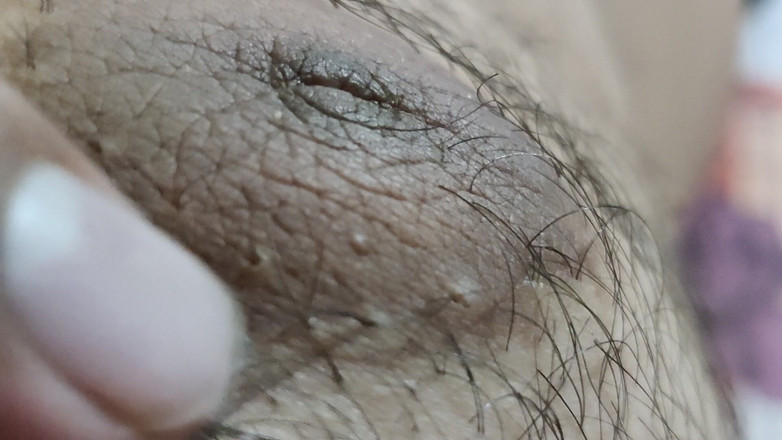 Mysterious island: Bhabhi Ko Dekhkr Muthh Maar Di