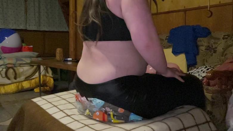 BeachBallsDuo: Myve Złamał stół! 190 kg para vs 9 dużych piłek plażowych, pierścienie...