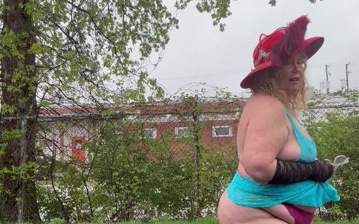 Big Ass 4 U: Fånga regndropp på mina bröst