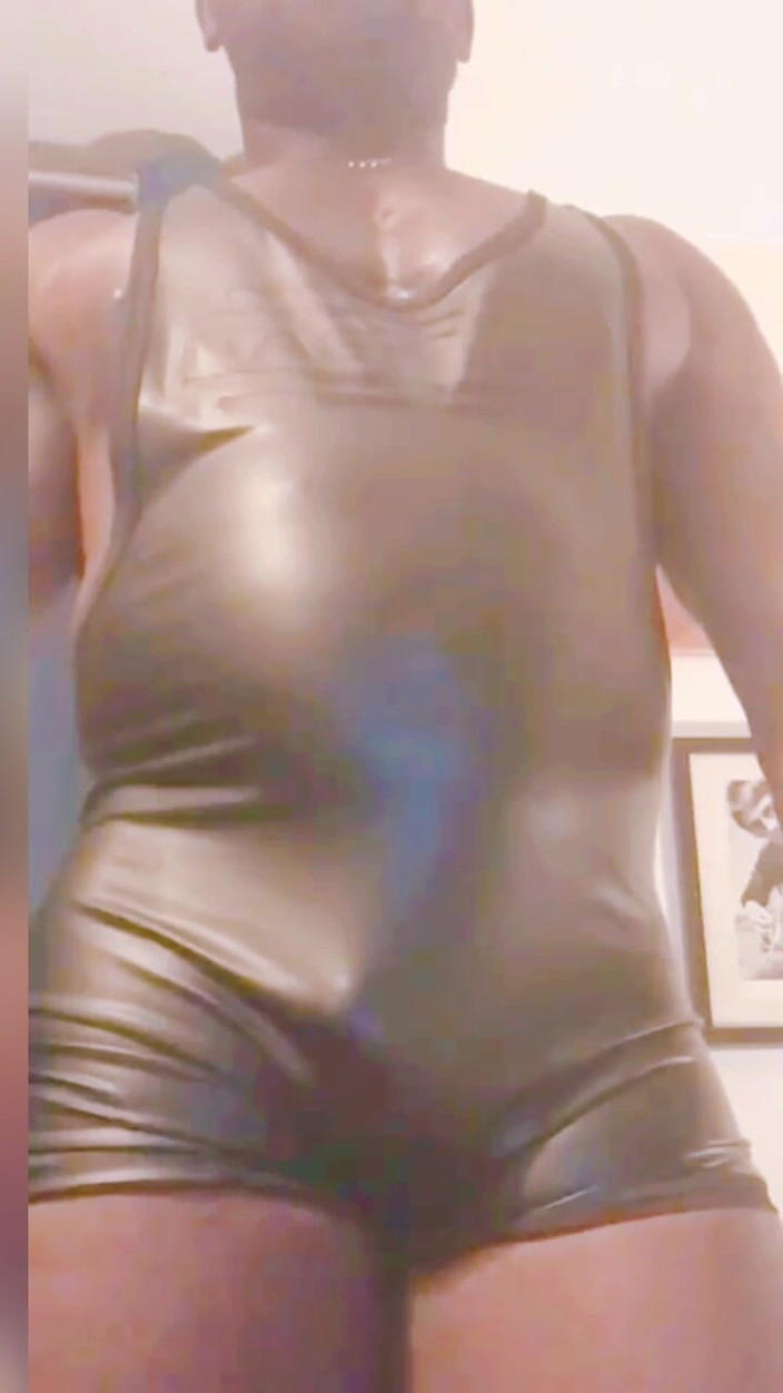 Black smoking muscle stepdad: Latex Smerig P * Ig Solo Pik Strelen, Rokend Tietenspel