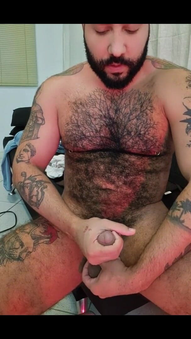 RiqueMartinsRJ: Hey Love, Come Watch Me Undress for You