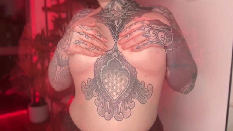 Miss Valentina: Goon Brandstof