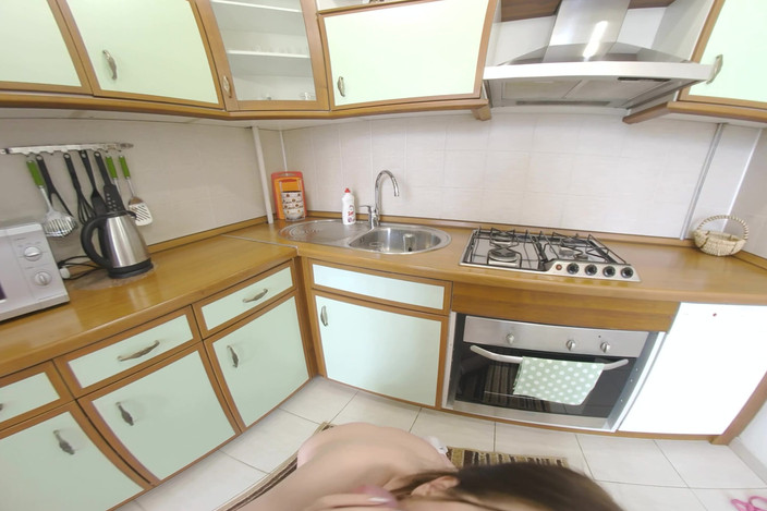 Suck Me VR: Alexa Mills le muestra a su amante cómo se toca...