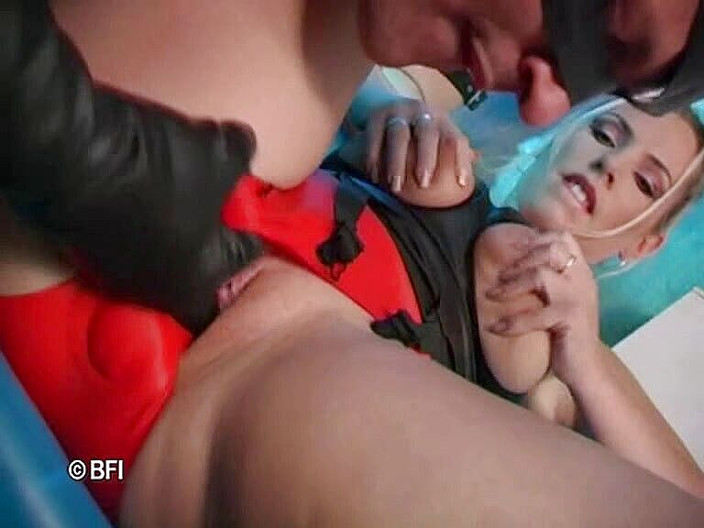 Fetish Tv: Латексні мокрі латексні сни No6.