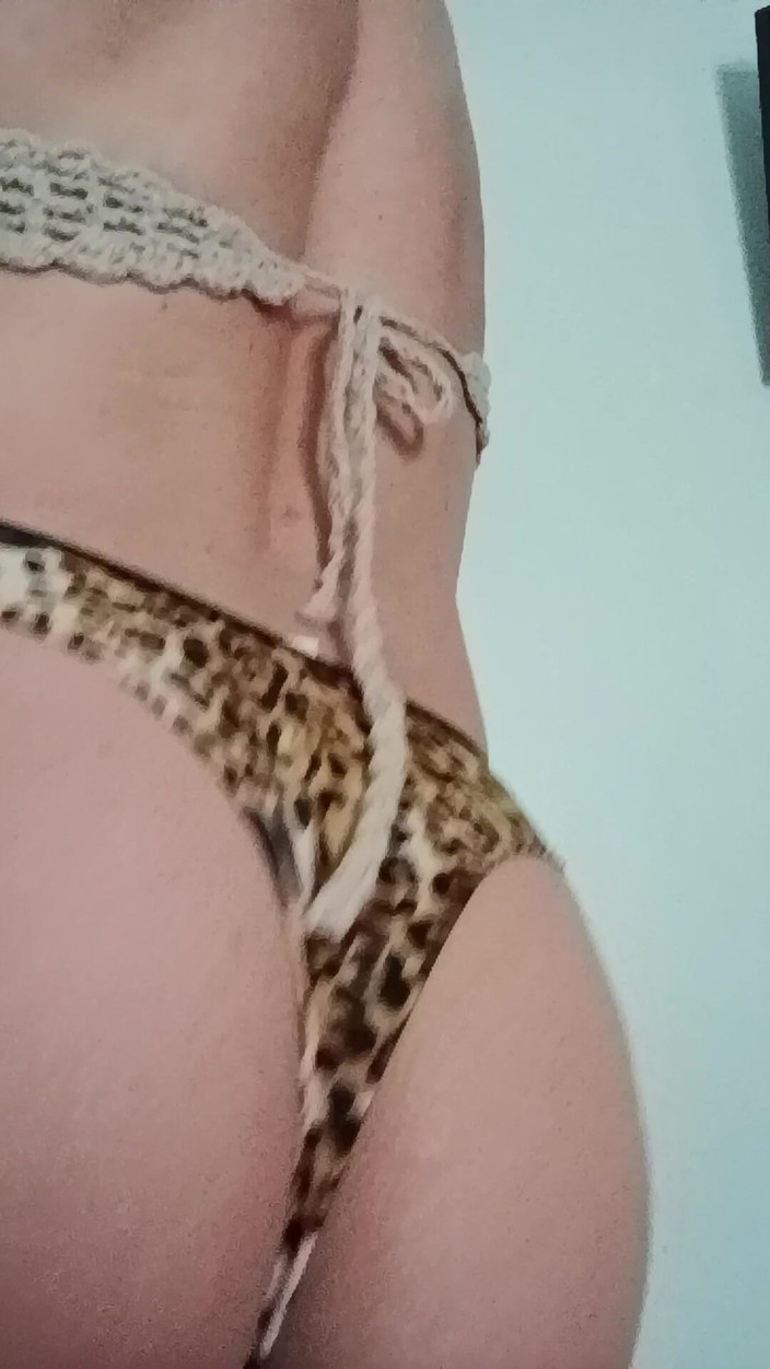 Anny Cross rios: Una bella piccola danza