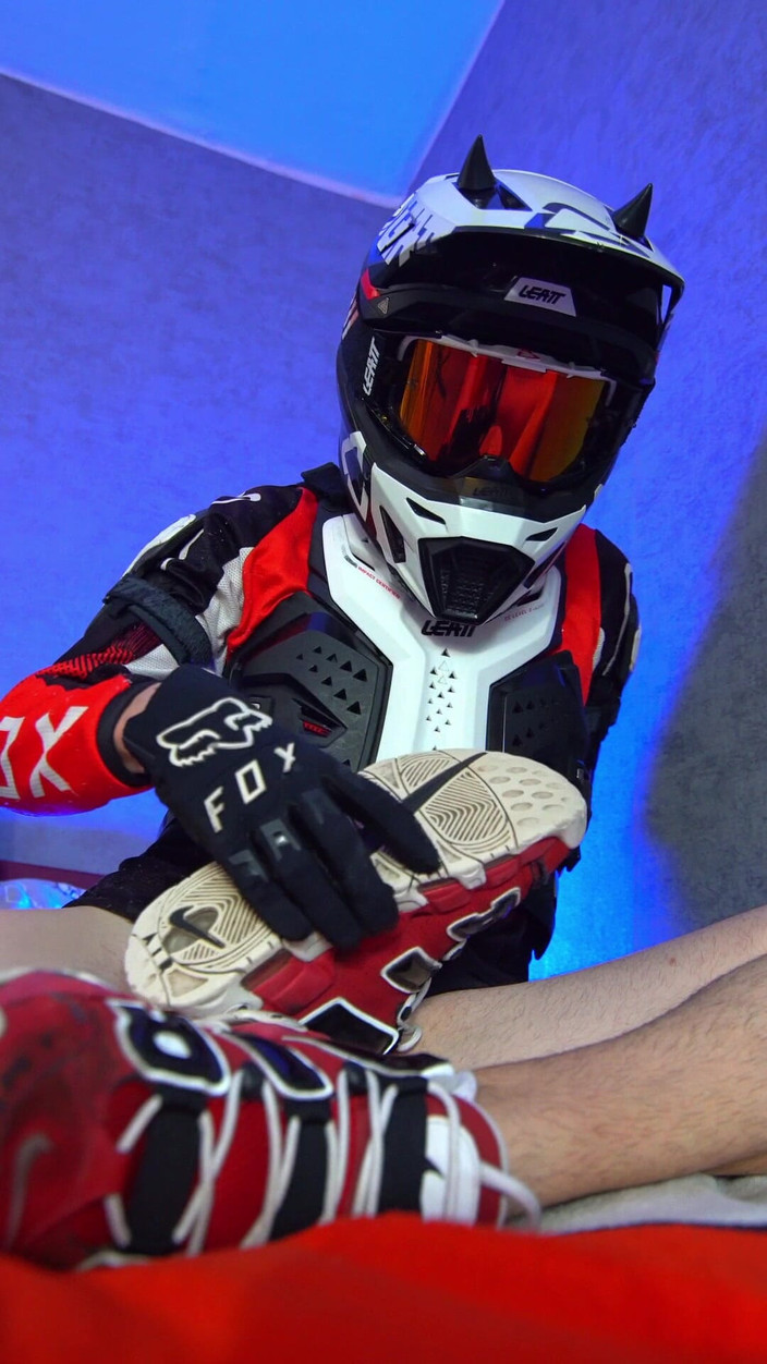 Sneakersmax98: Jen pohodička a šukání tenisek Nike Uptempo