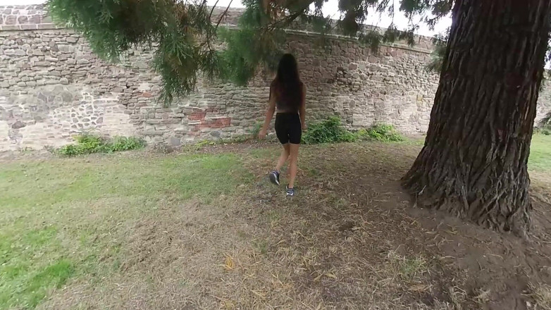 VR smokers HD-2D Videos Only: Kim Model - Walkabout