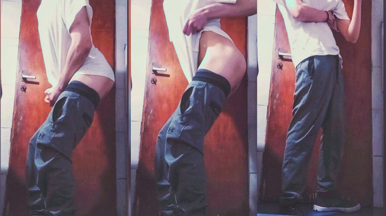 Fabreth films: Umur 18 tahun Di Bilik Air Kolej