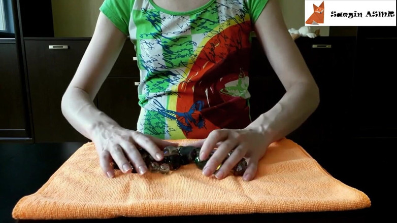 Saegin: 2[ASMR] Glass marbles and pebbles (no talking)