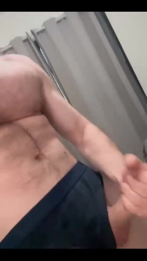 Pettenuzzu: Odpolední nadržená!! 