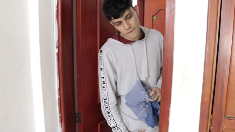 Artemisa74: Hey 배다른 아들!! 화장실에 있는 팬티, 발정난 새엄마와의 섹스