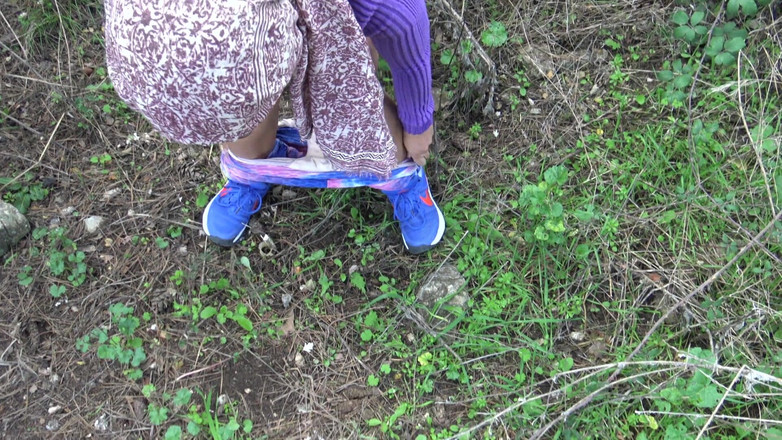 Souzan Halabi: Turecká nevlastní matka ukazuje nadržený nevlastní syn, jak chčije ze...
