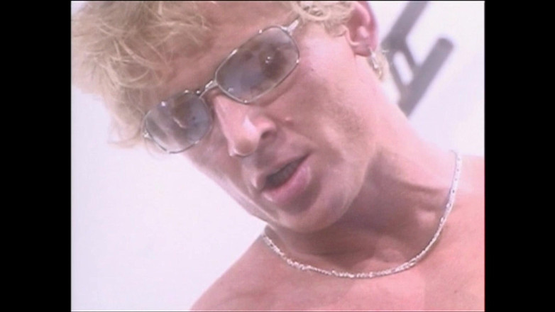 The Power of Love: 거친 섹스를 구걸하는 젖은 보지