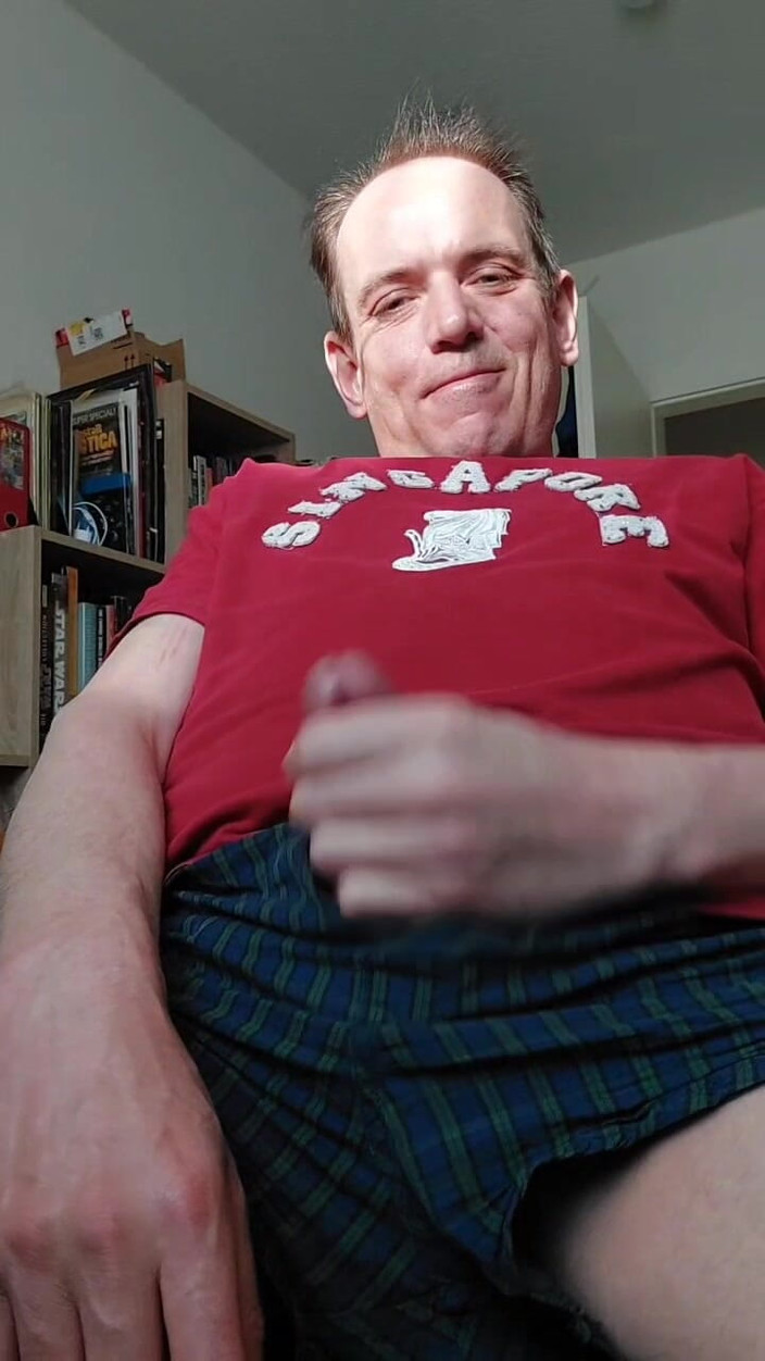 Daniel Bergmoser: チンコを弄ぶ