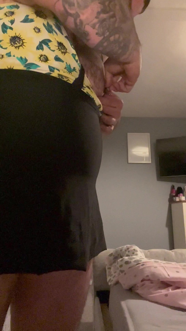 Shaun Cbt: वन पीस स्विम सूट में लंड और बॉल बंधन CBT