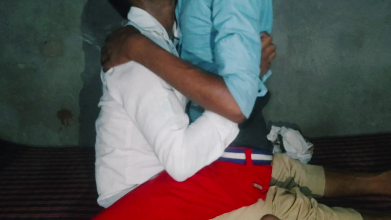 Damniraj: Romantic Ke Sath Dost Ne Liya Land Ka Maja Desi...
