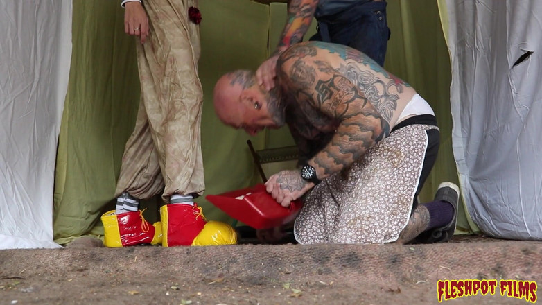 Fleshpot films: Злі клоуни, частина 1