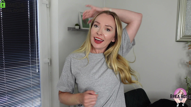 Brea Rose: Mv Crown और Merch अनबॉक्सिंग 2022