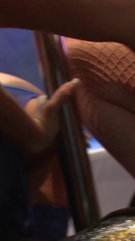 Striptizerki Brooke Belle, Krissy Lynn i Kerry Louise Share a Studs Meat
