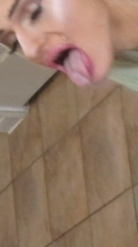 Bambii Mercedes Is Actually Slurping the Cum From a Plate