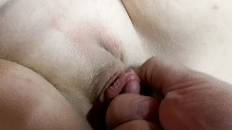 Bouncy Tits Action: Torça e puxe meu clitóris