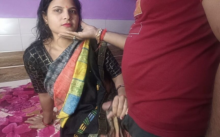 Pyaripooja22: Beautiful Bhabhi Calls Her Husband's Friend Home and Fucks Him...