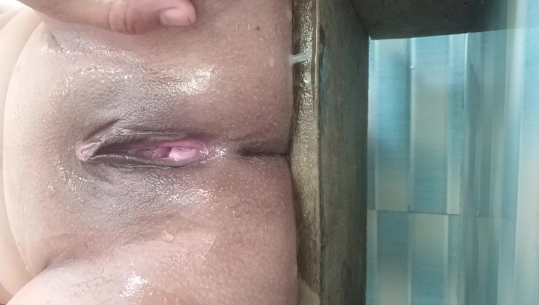 XXX Nepal: Como uma vagina pequena tem auto satisfação.