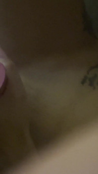 Amateur Avec Une Belle Chatte !