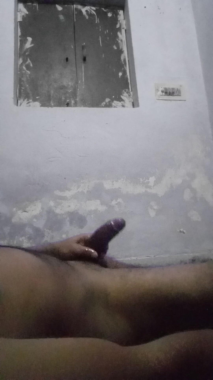 Raaz26d: Indian Boy Massaging with Oil and Masturbating His Big Big...
