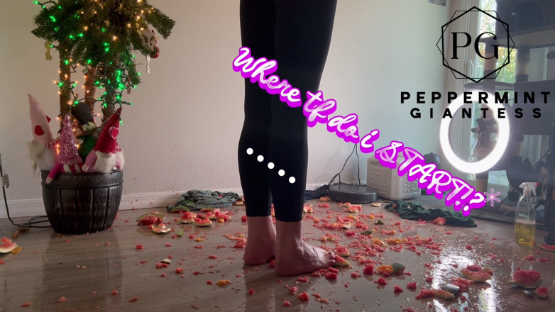 Peppermint Giantess: 과일 분쇄 여파 : 보짓물 바닥 엉망 청소