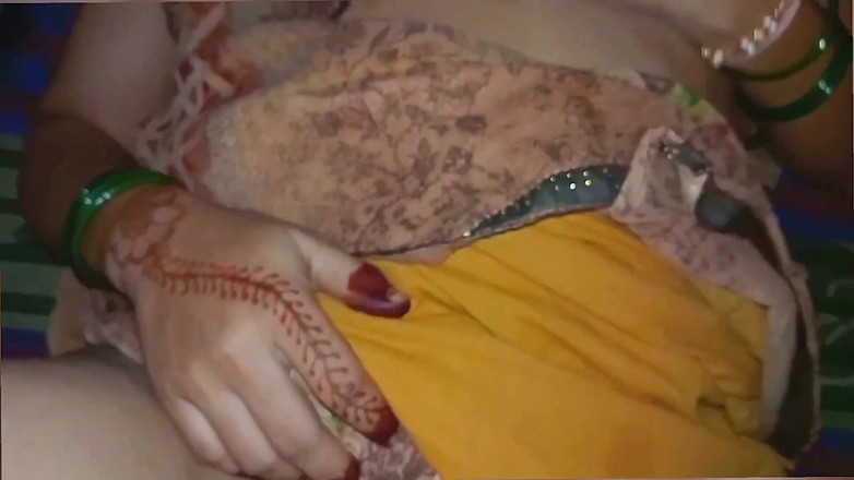 Janvibhabhii: Tvrdé detailní šukání sexuálního videa, indická Desi Bhabhi ošukaná jejím přítelem