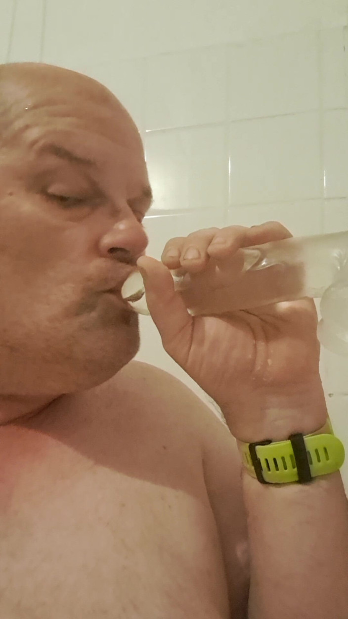 Fickspecht: The Slut Is Clearly Addicted to Dildo Sucking