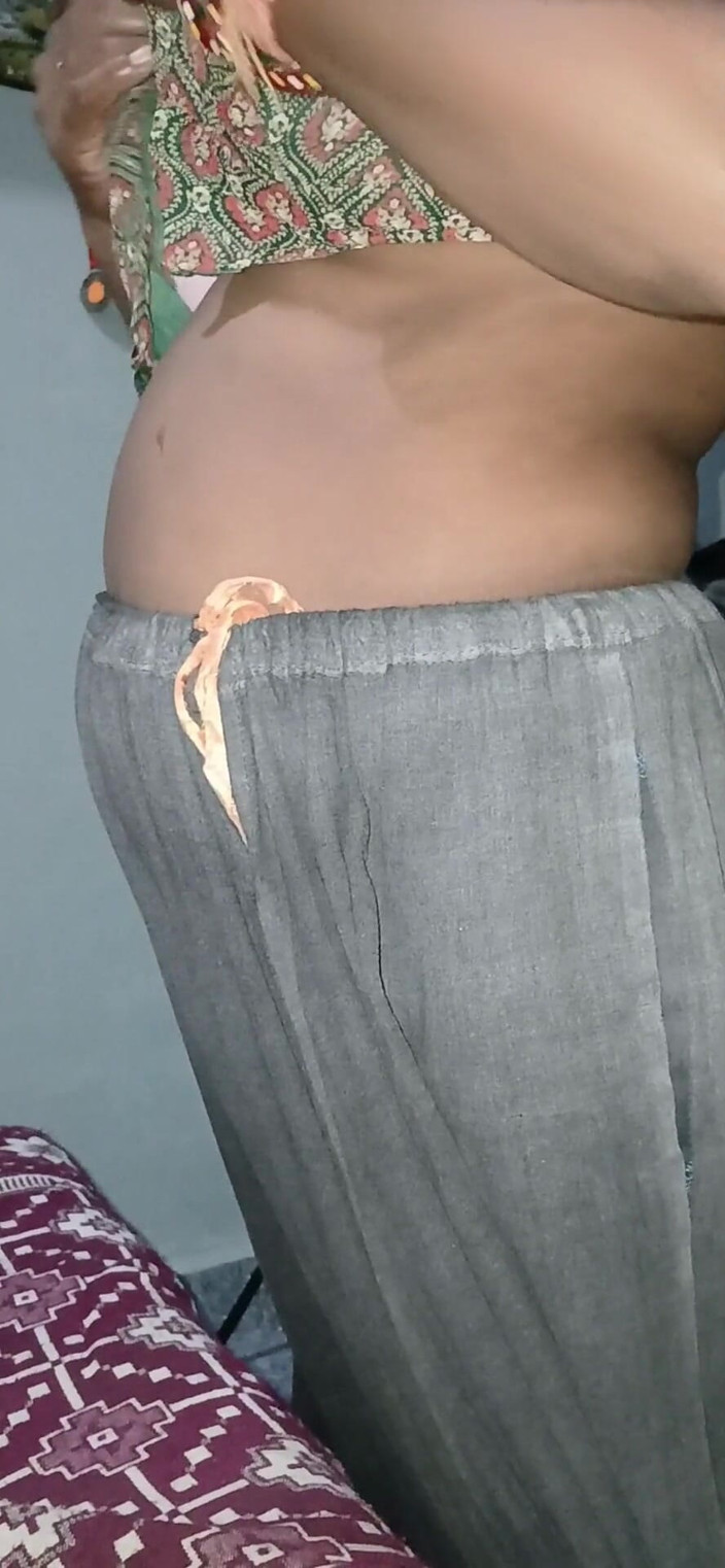 vijay_kumarpatel: The Newlywed Lets Her Husband Suck a Good Cock on...