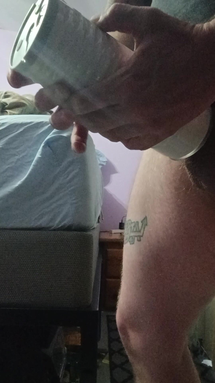 Themilkman618: Gooning Bwc a Bed and Toy Max 2 by Lovense Dripping...