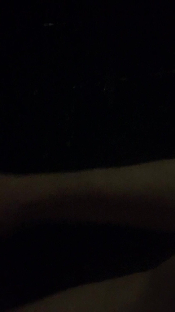 J3rm41n3: Promenade nue dans le quartier