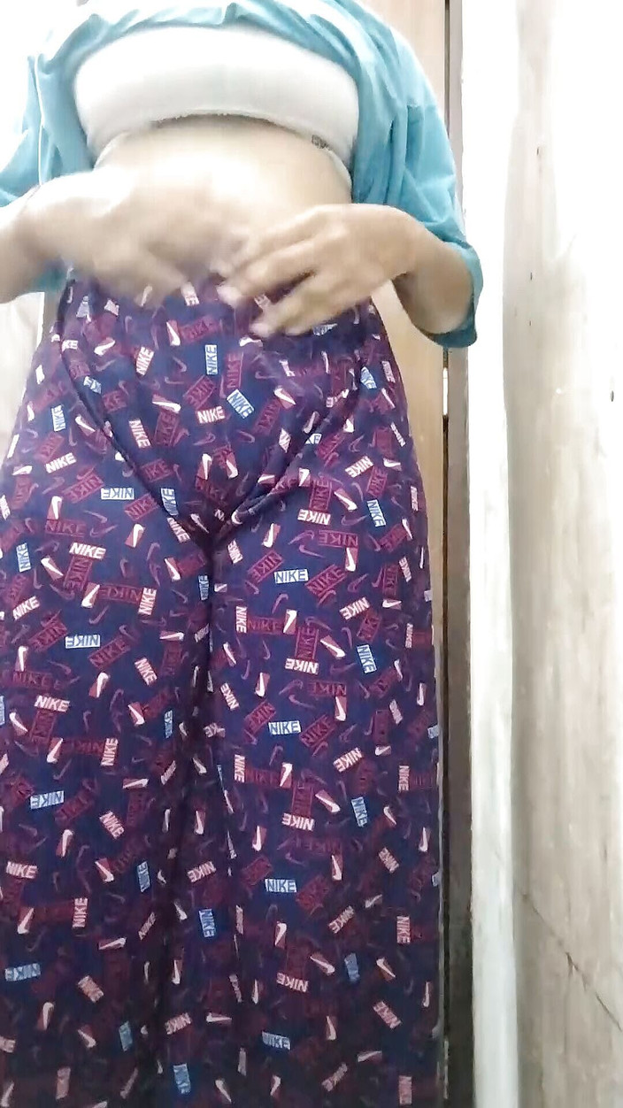 Riyathakur: Bini remaja yang baru berkahwin bermain dengan berus gigi