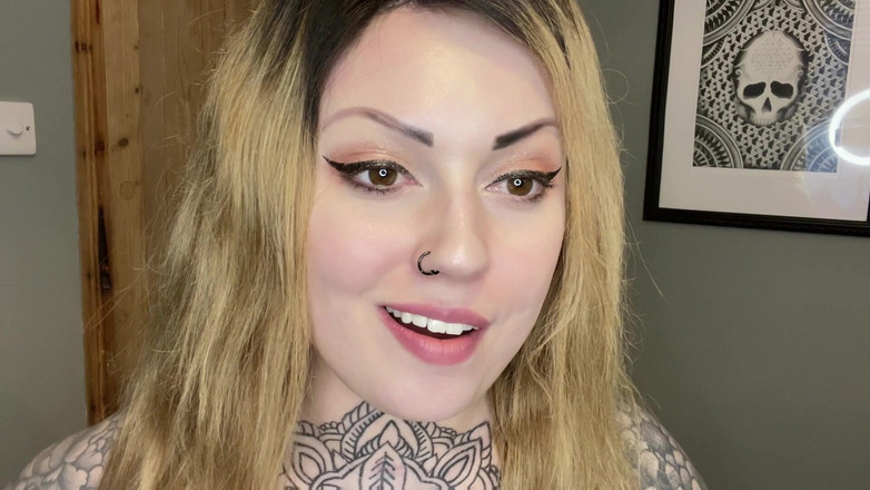 Miss Valentina: Var min husslav