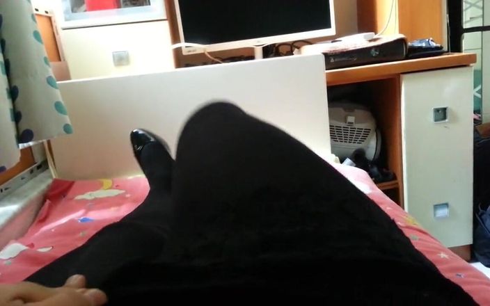 Kit19881127: Punčocháče Cumming 13