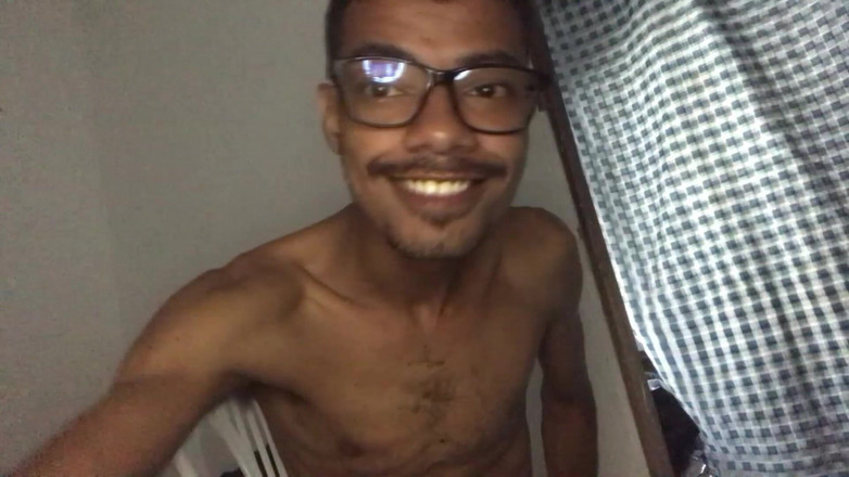 Couple 2 Black: Viodeo 318 在新房子里的首次打手枪