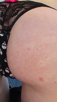 Шлюшка Misha Cross получает жесткий анальный долбеж с кримпаем!