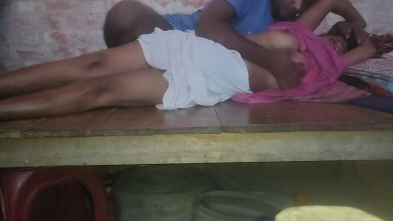 Hast matthun: Husband Wife Sex in Hindi Audio