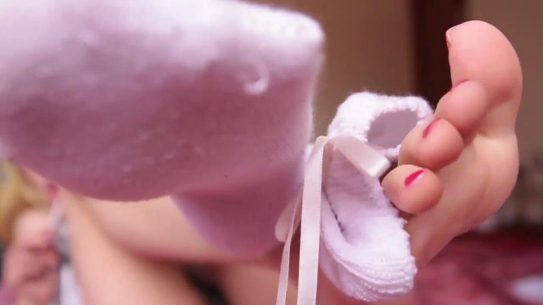 Lady Mesmeratrix Official: Smelling socks