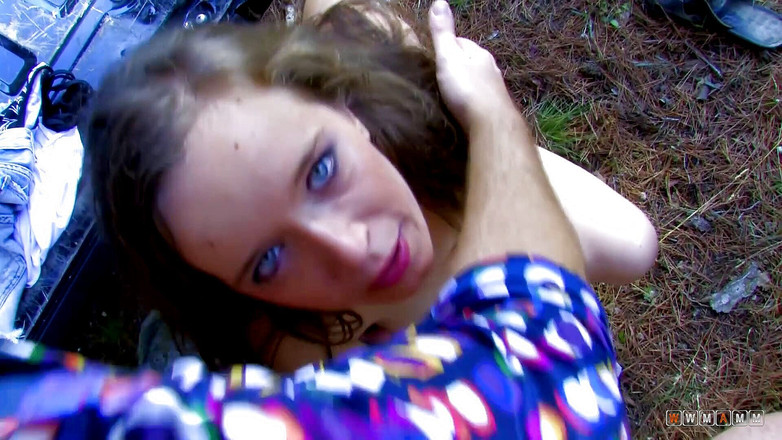 WWMAMM: Sexy french teen girl got payed to take off her...