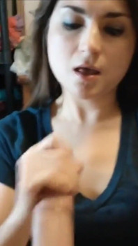 Sexy sperma přímo do krku