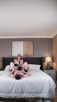 콘돔이 Bts에서 미끄러질 때 실수로 질싸 당하는 바람피는 군인 마누라
