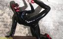 Fetish Islands: Incredible long tongue skintight latex babe shows her flexibility