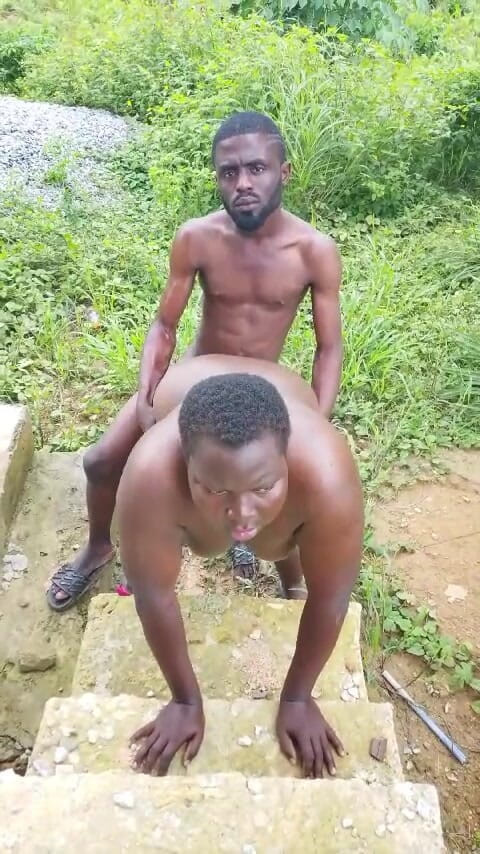 Sexydaddy: Un gros cul se fait baiser par un pasteur dans...