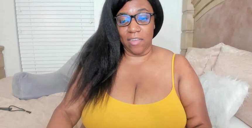 Josie4yourpleasure: Stream začal 26.06.2021 02:59 Hai